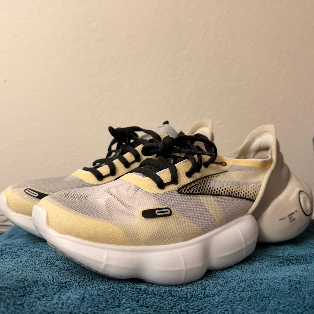 Brooks Aurora Running Shoes - Nitrogen Injected